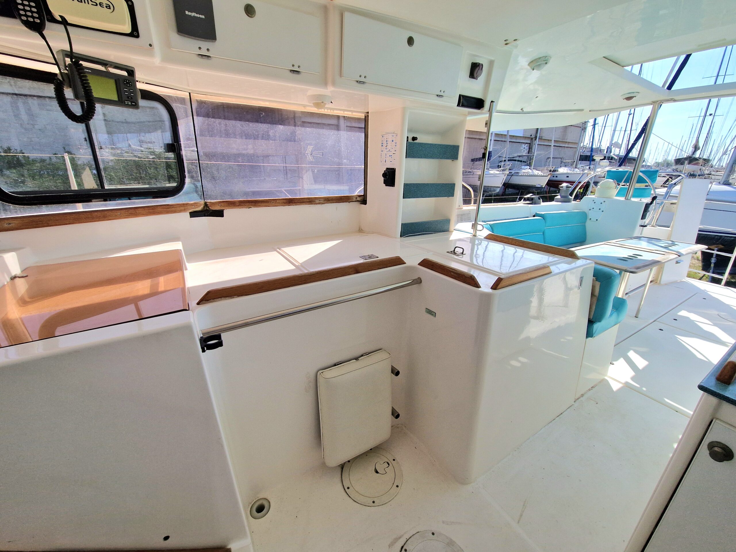 ATOLL 43 BLUE PORT NAVY SERVICE (14)